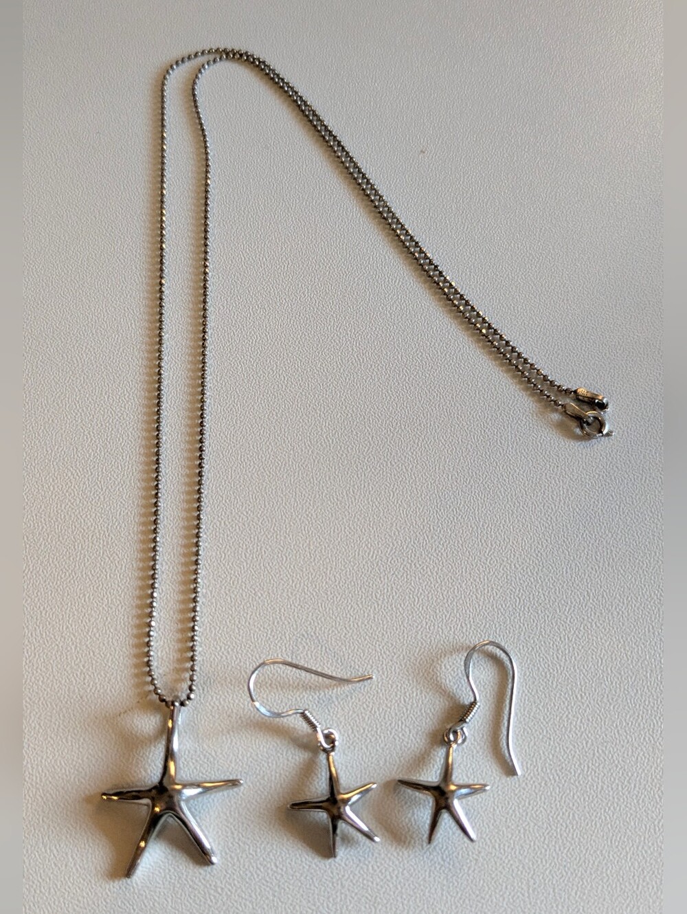 925 Sterling Silver Starfish Necklace And Earrings Set 20" Necklace 1" Drop Ear